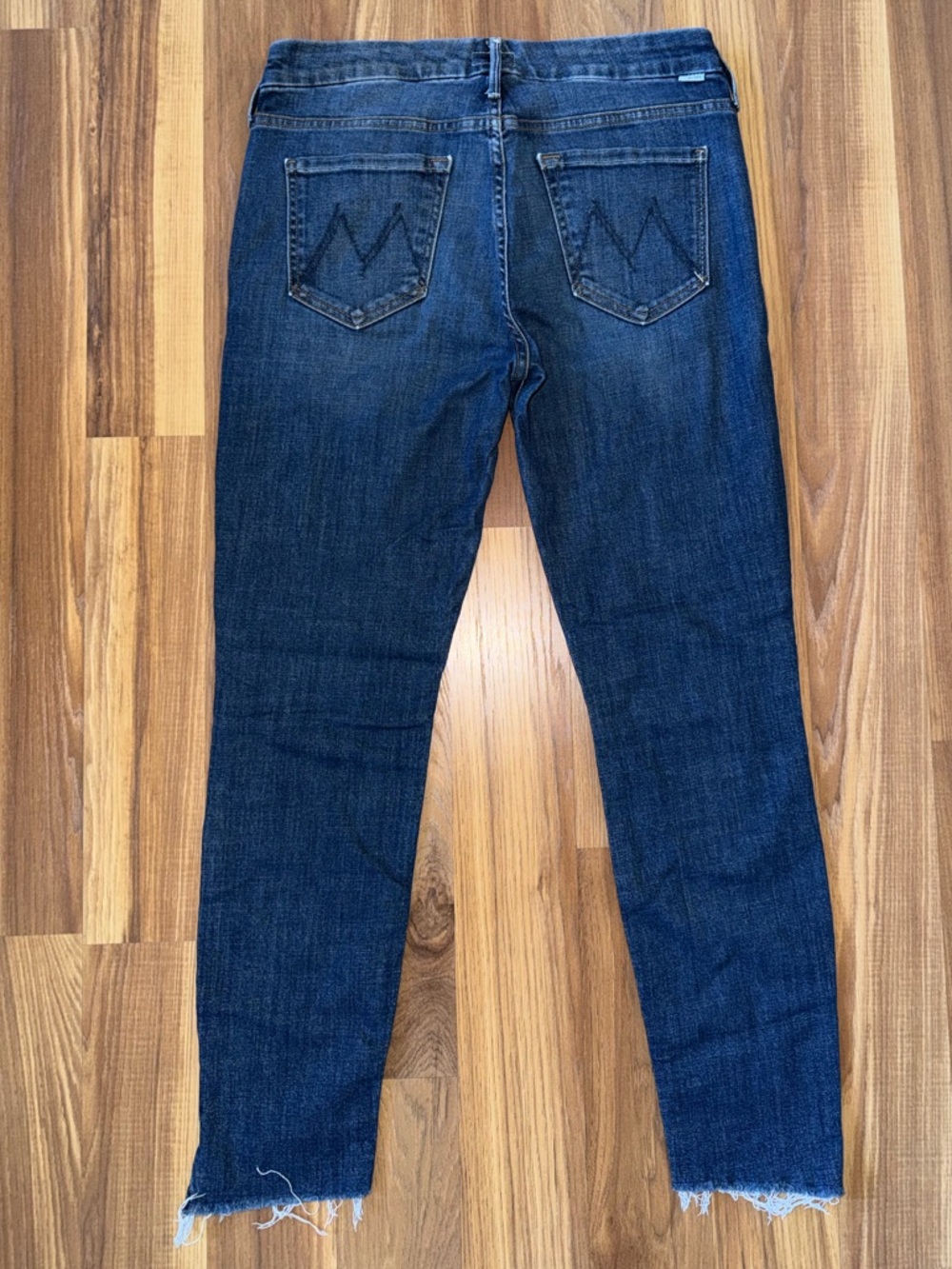 MOTHER DENIM- The Looker Ankle Step Fray Can't Leave It Alone